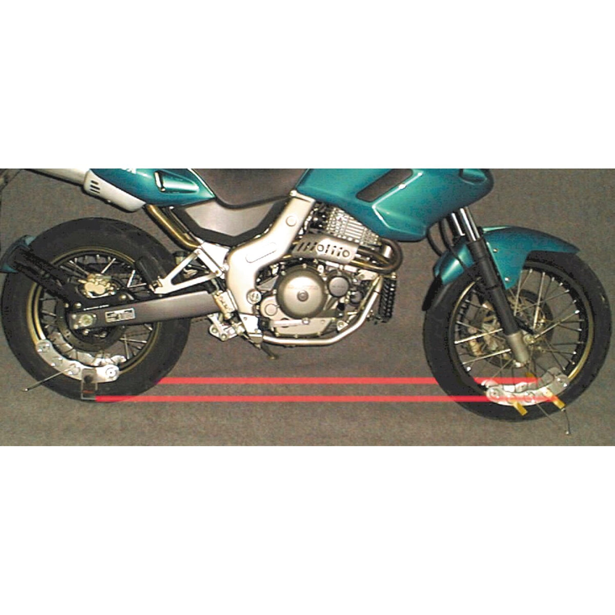 B.A.T. (Bike Alignment Tool) laser alignment