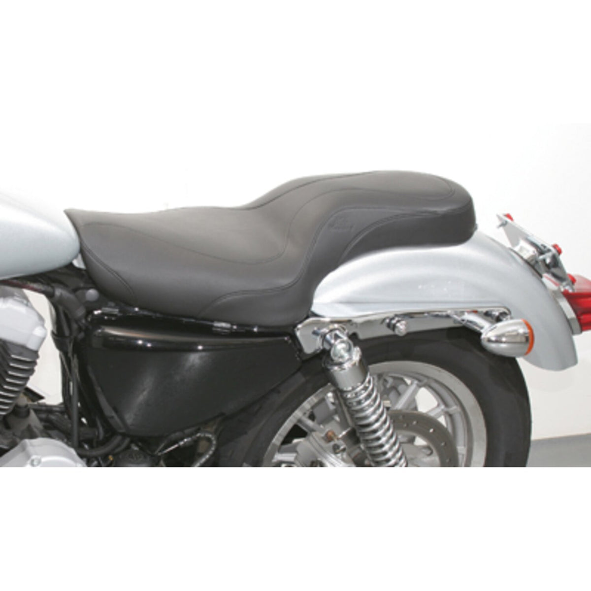 Mustang, DayTripper 2-up one-piece seat