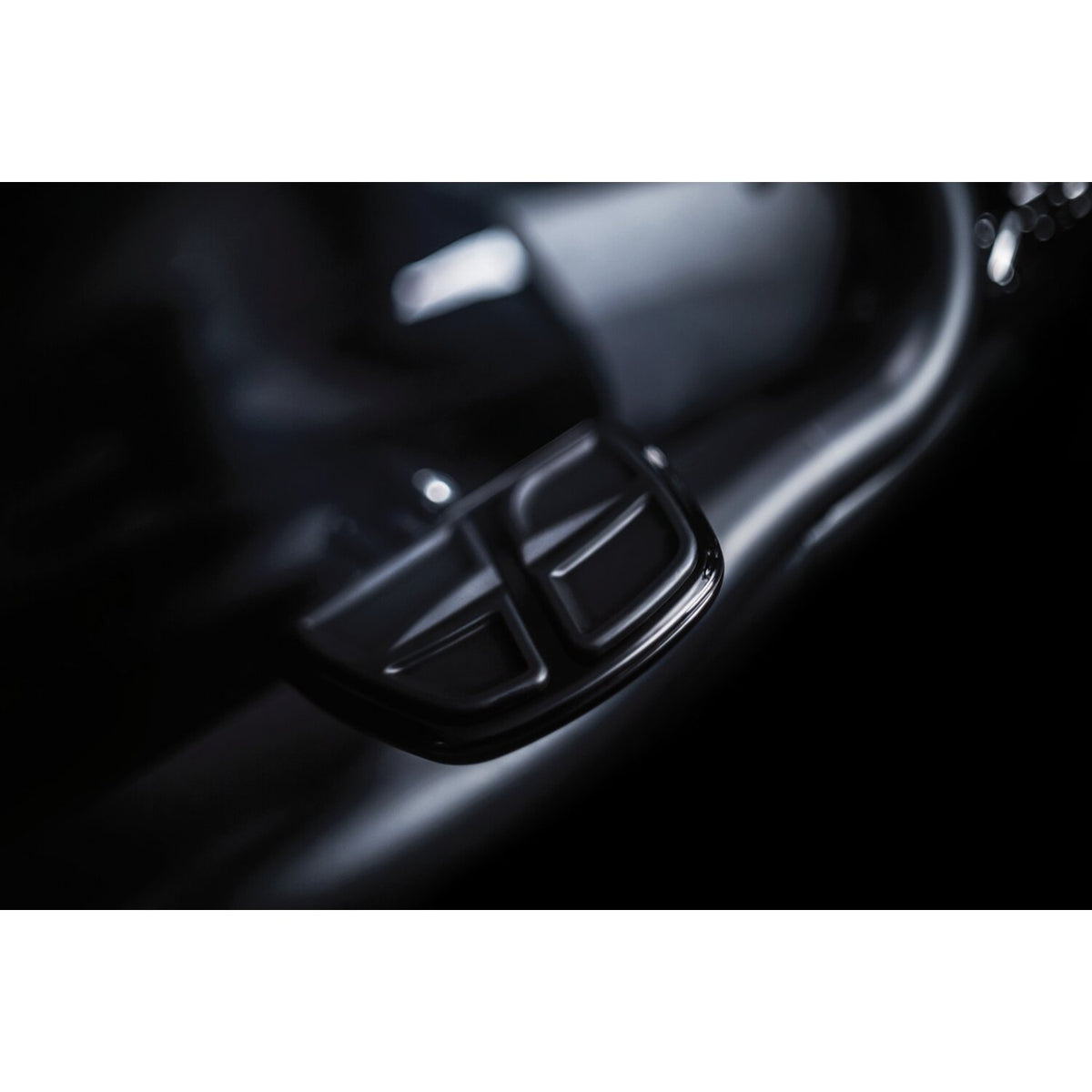 Kuryakyn, Kinetic mini floorboard set. Gloss black