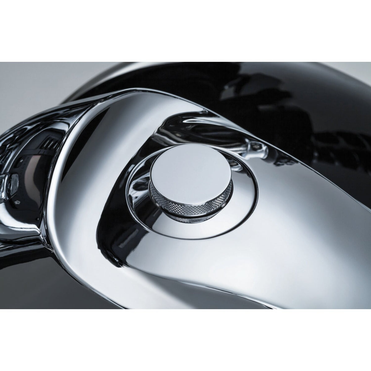 Kuryakyn, flush mount Pop-Up gas cap . Chrome