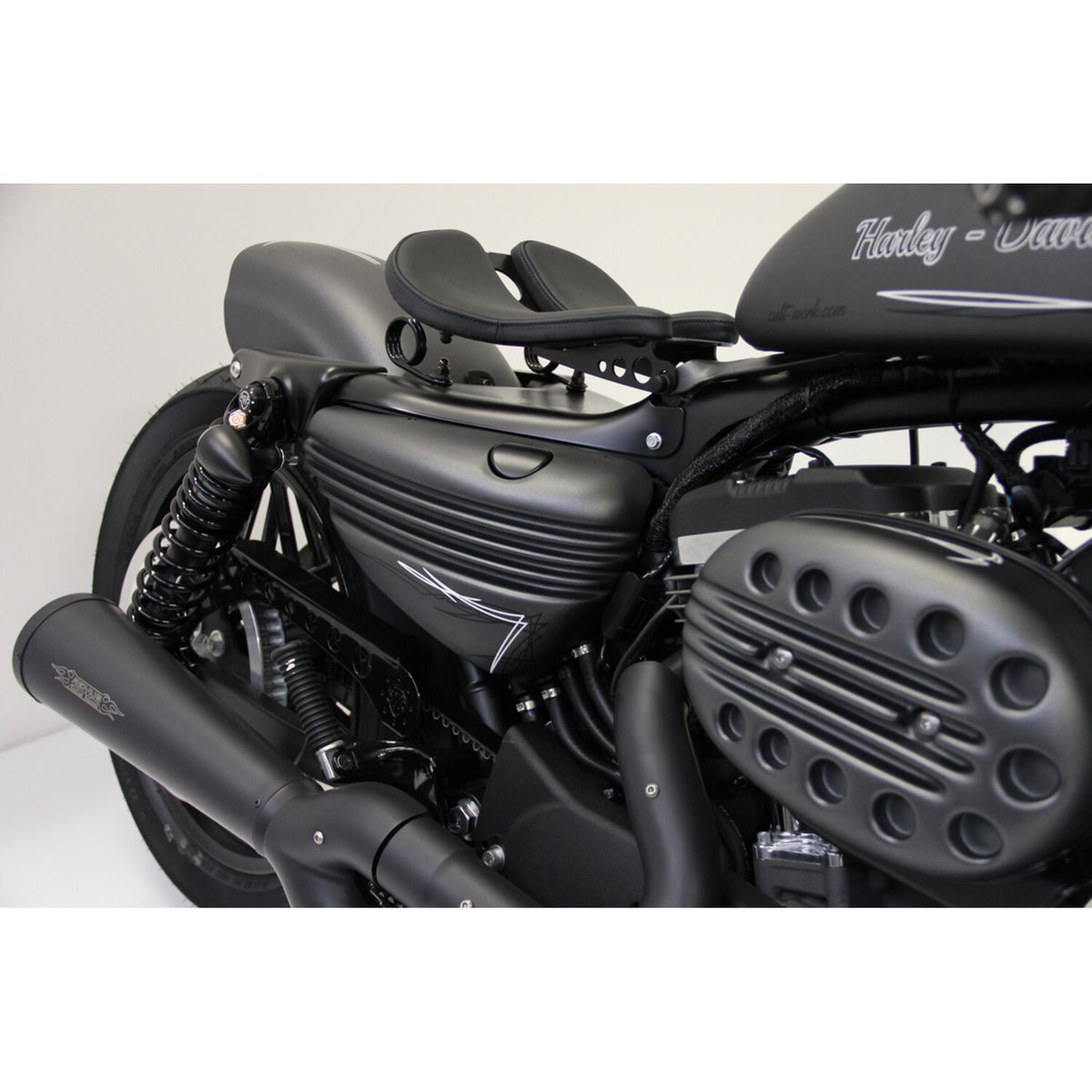 Cult-Werk, 'Bobber' side cover set. Matte black