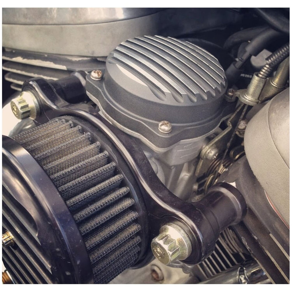 Motone, CV carburetor top cover. Finned/Rippled. Black