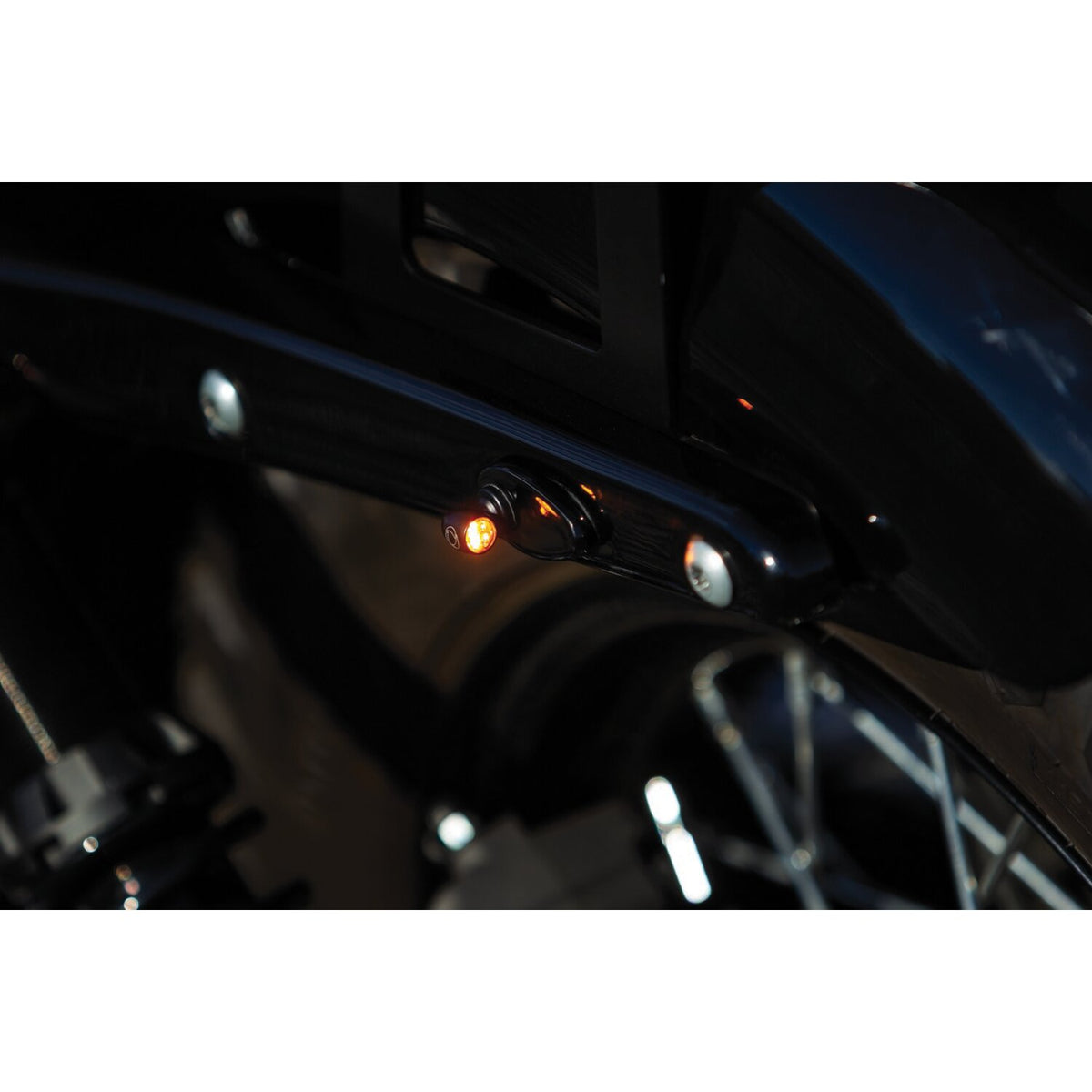 Kuryakyn, Fender strut cover plates gloss black