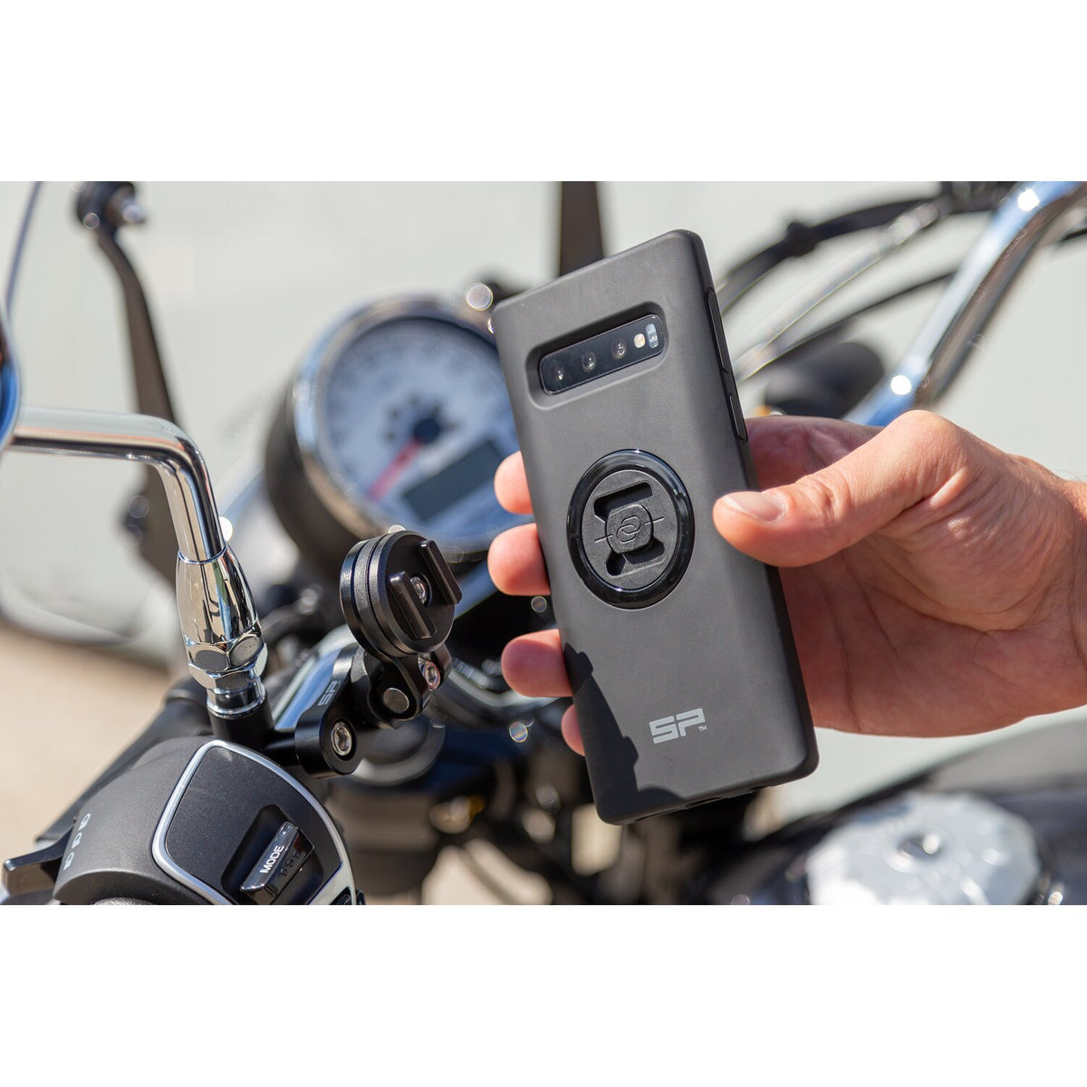 SP Connect™, clutch mount Pro. Black