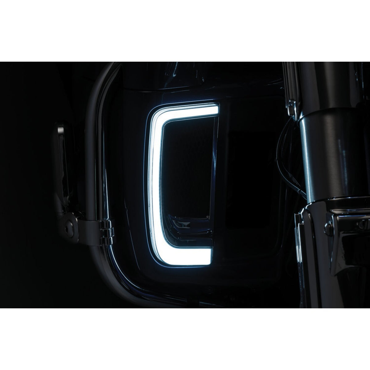 Kuryakyn, Tracer LED lighting for fairing lower grill chrome