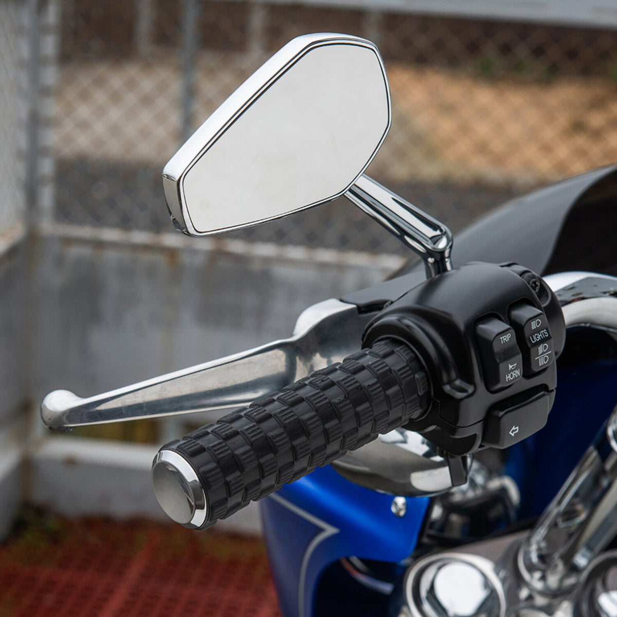 Arlen Ness, Air Trax grips. Chrome end caps