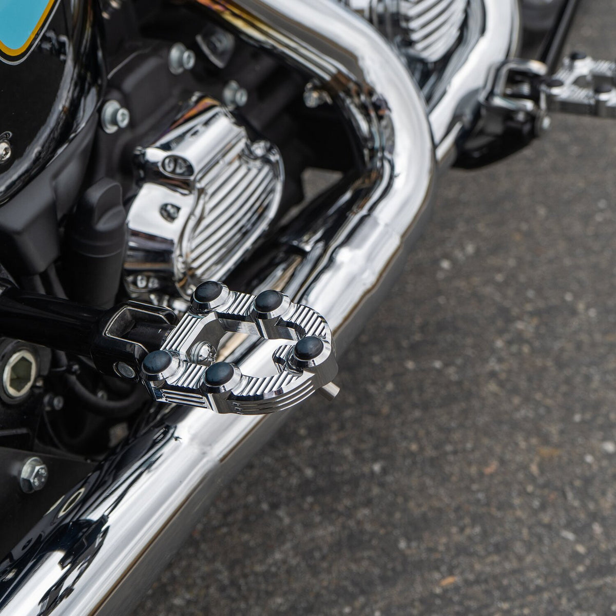 Arlen Ness, MX foot pegs. Chrome
