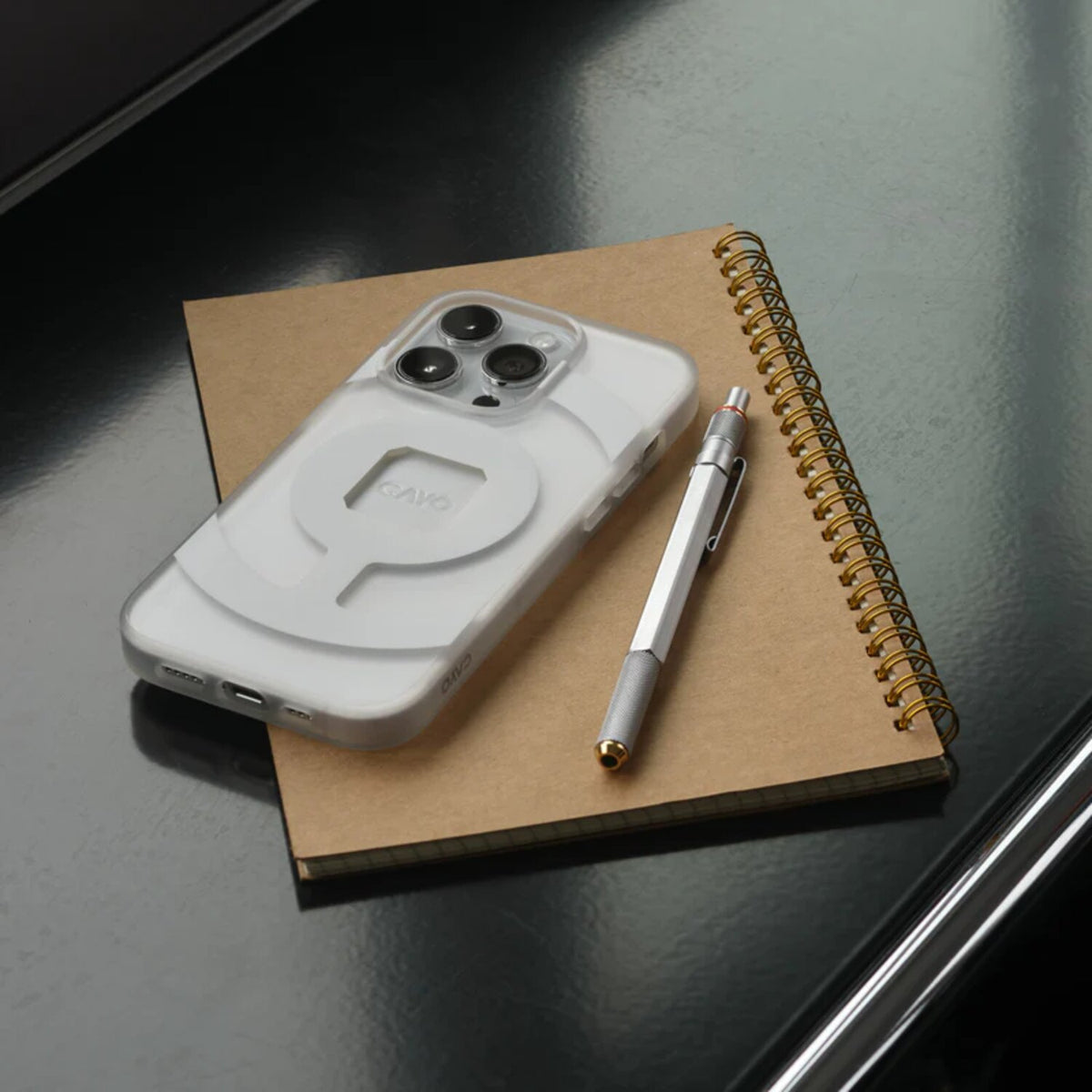 Cayo, phone.dokk. iPhone 13 / 14. Clear / white