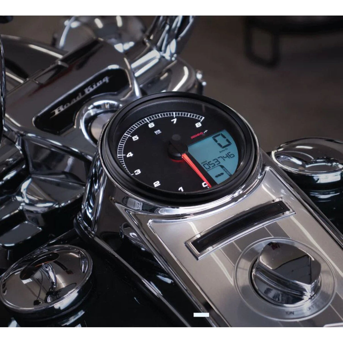 KOSO, HD-05 Speedometer / tachometer. Black bezel