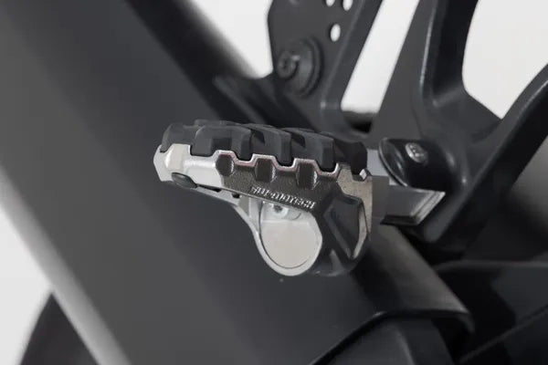 SW-MOTECH Evolution Footrest — FRS.18.112.10100