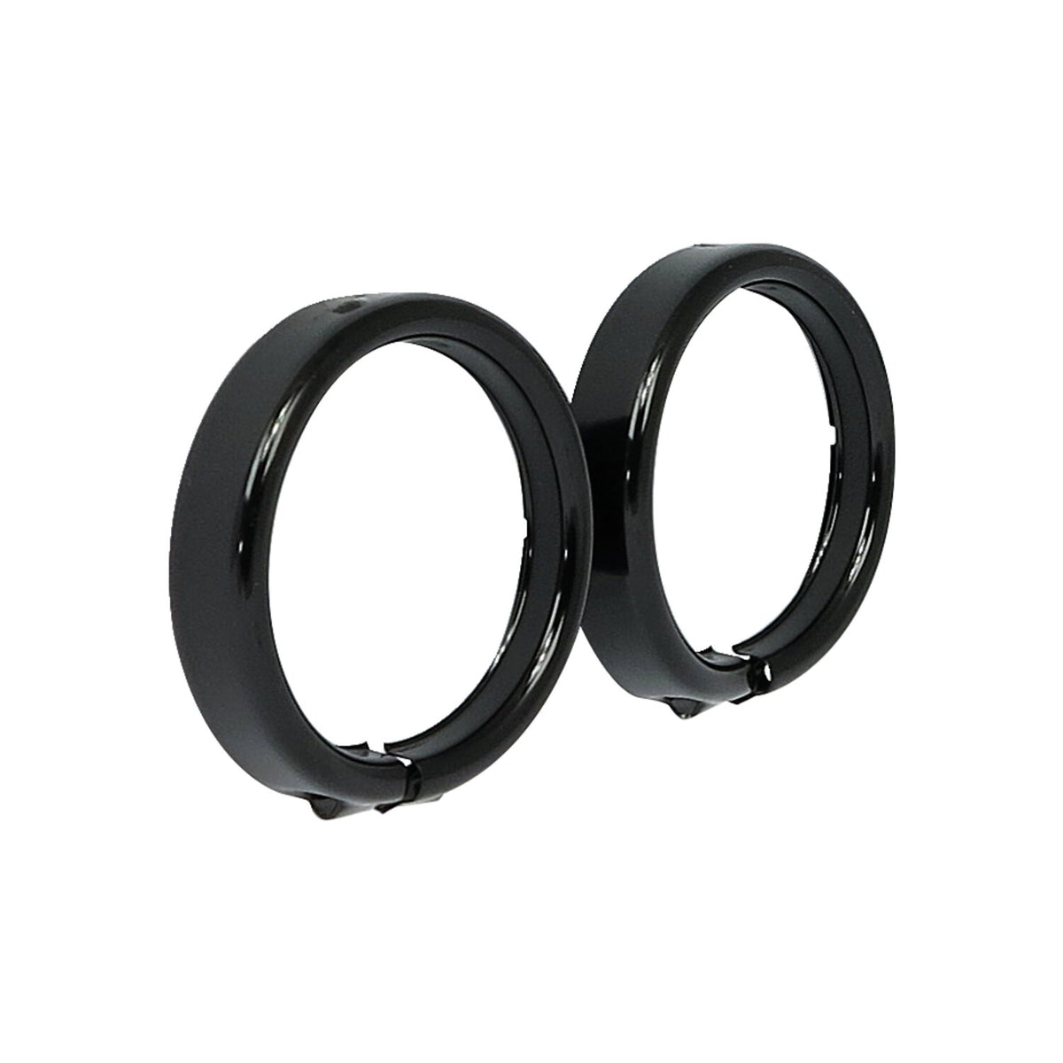 Recessed trim rings. turn signals. Gloss black