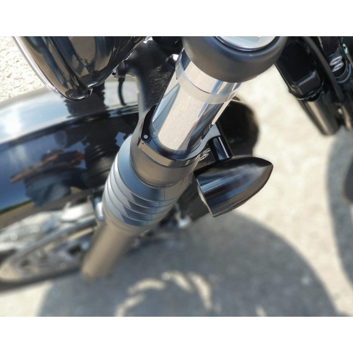 Motone, Wrap-around turn signal brackets, 47mm forks