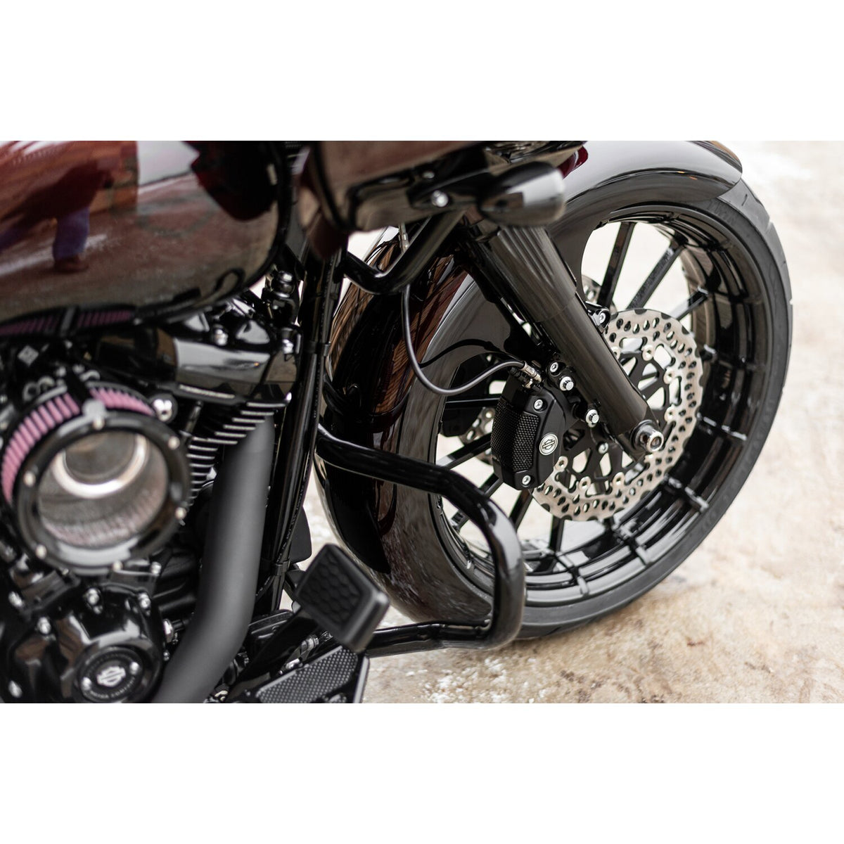 Killer Custom, 'Wrapper' front fender, 18 x 5.50 fat wheels
