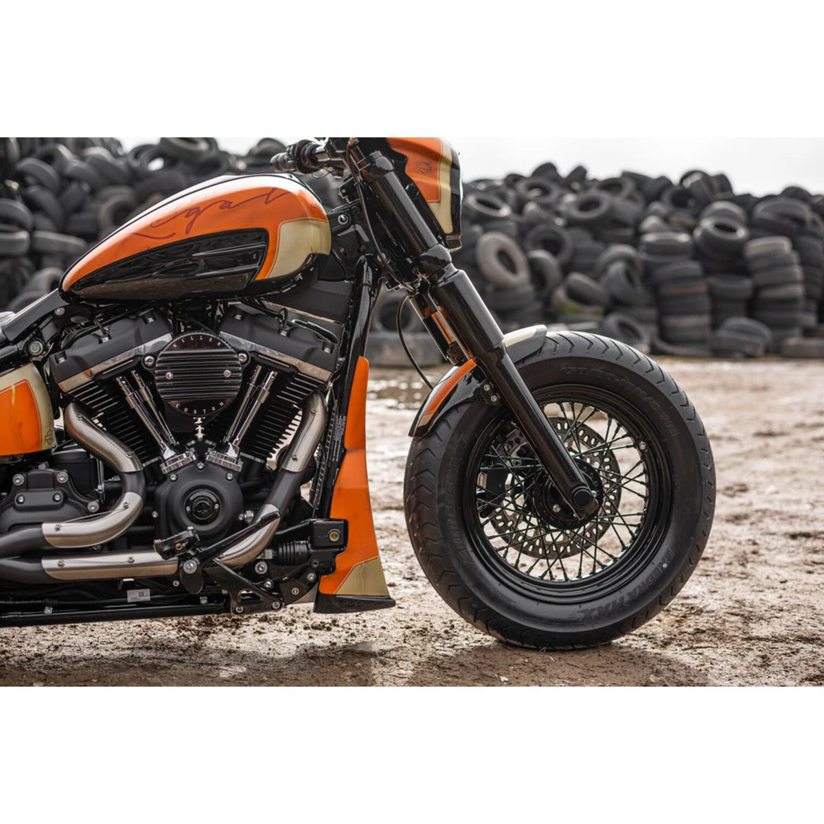 Killer Custom, 'Avenger' M8 Softail gas tank cover & console