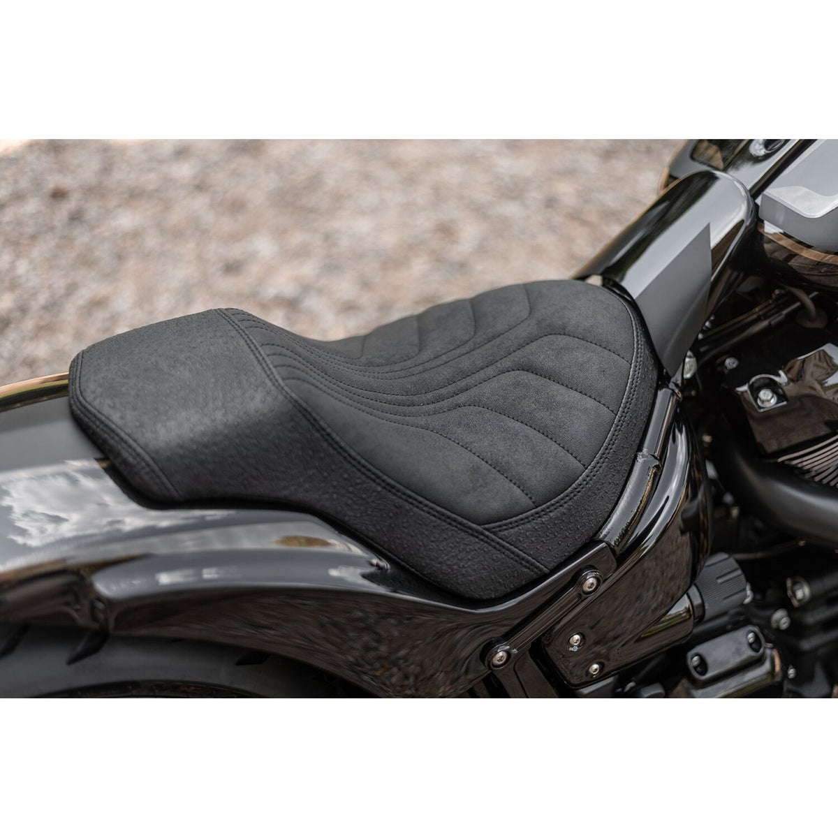 Killer Custom, seat for 'Avenger' fender kit. Basic