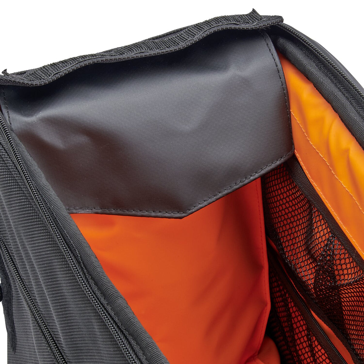 Biltwell, Exfil-36 throw-over saddlebags. Black