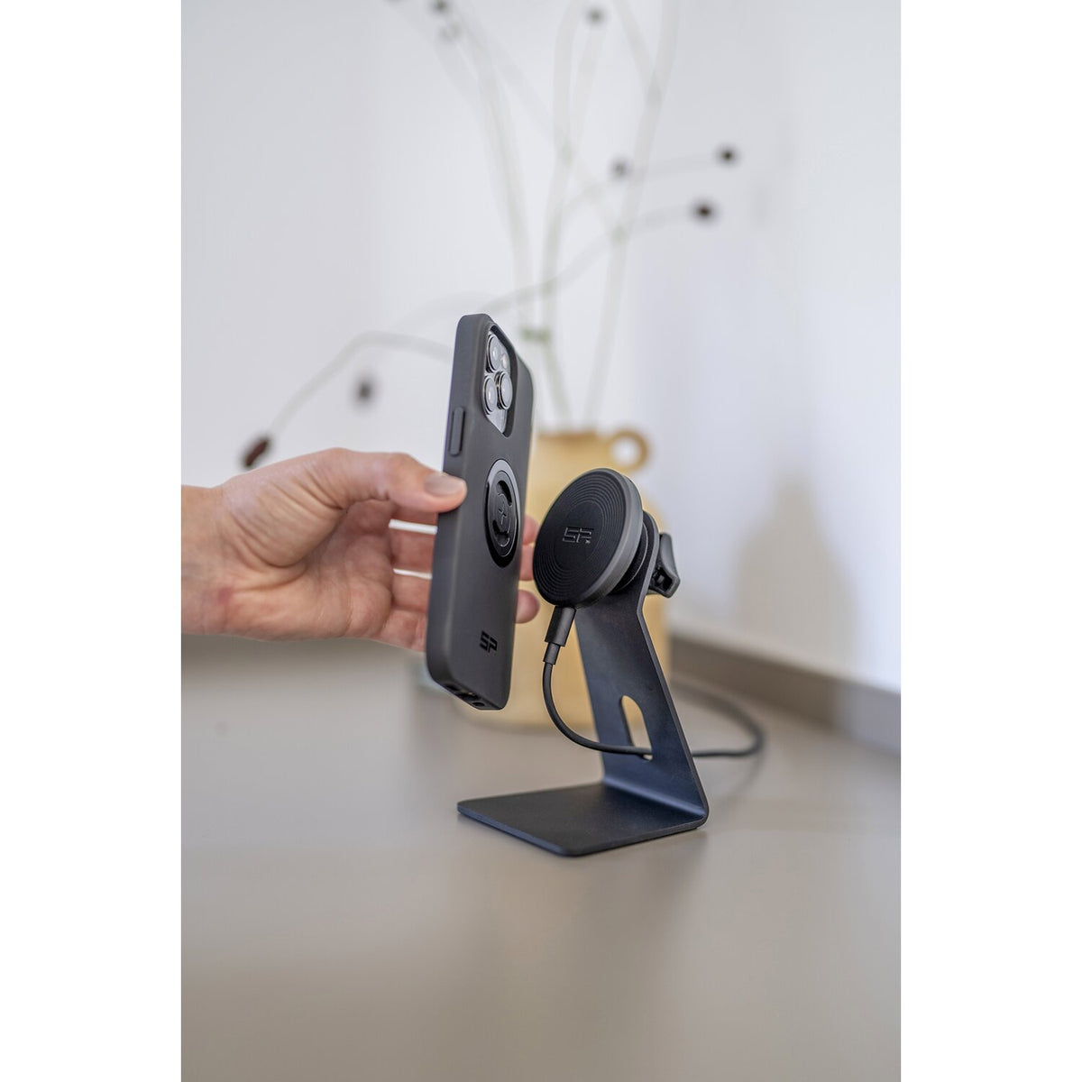 SP Connect™, Charging Office Stand phone case holder SPC+