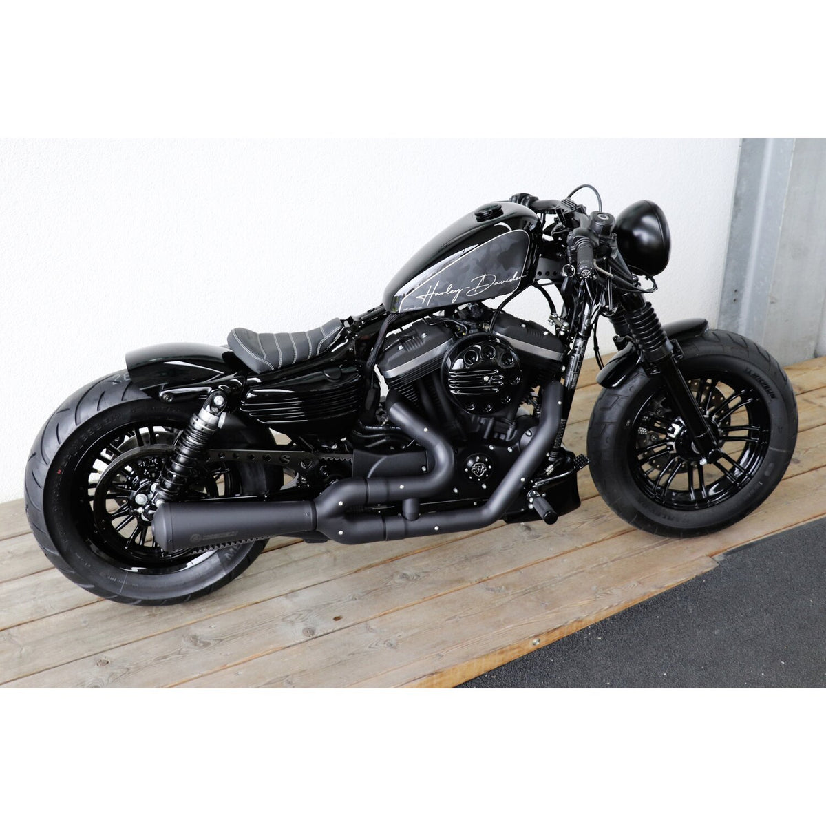 Cult-Werk, XL Sportster rear fender 'Low'. Gloss black