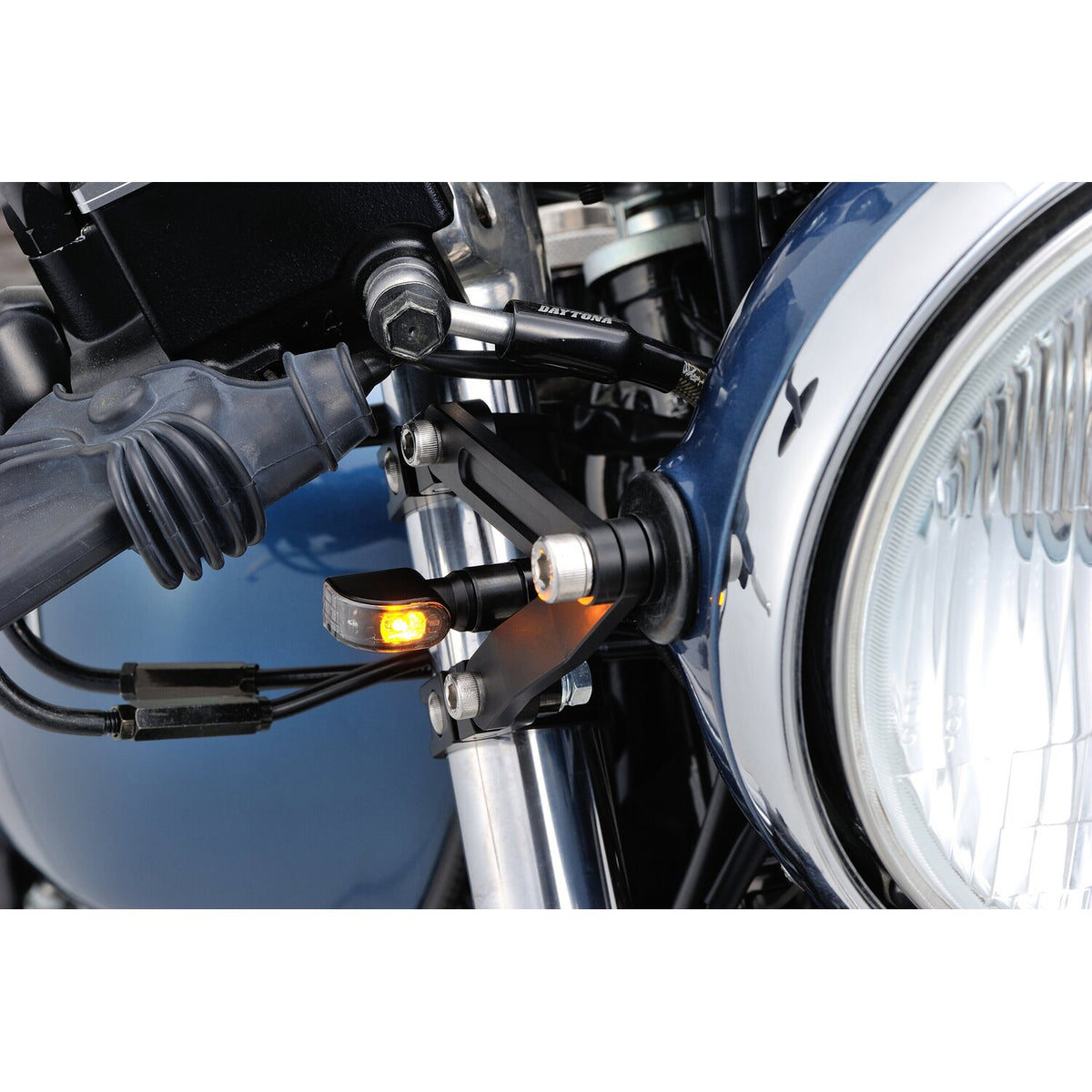 Daytona, Mini 1 D-Light LED turn signals. Clear lens
