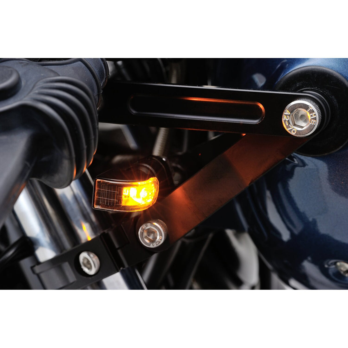 Daytona, Mini 1 D-Light LED turn signals. Clear lens
