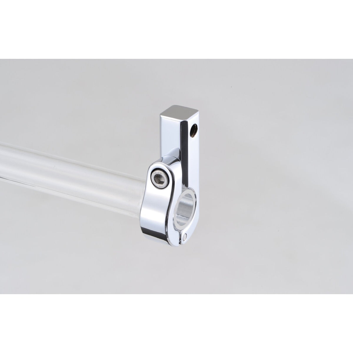 Daytona, universal bracket. Side-mount. 7/8" ID. M10 thread
