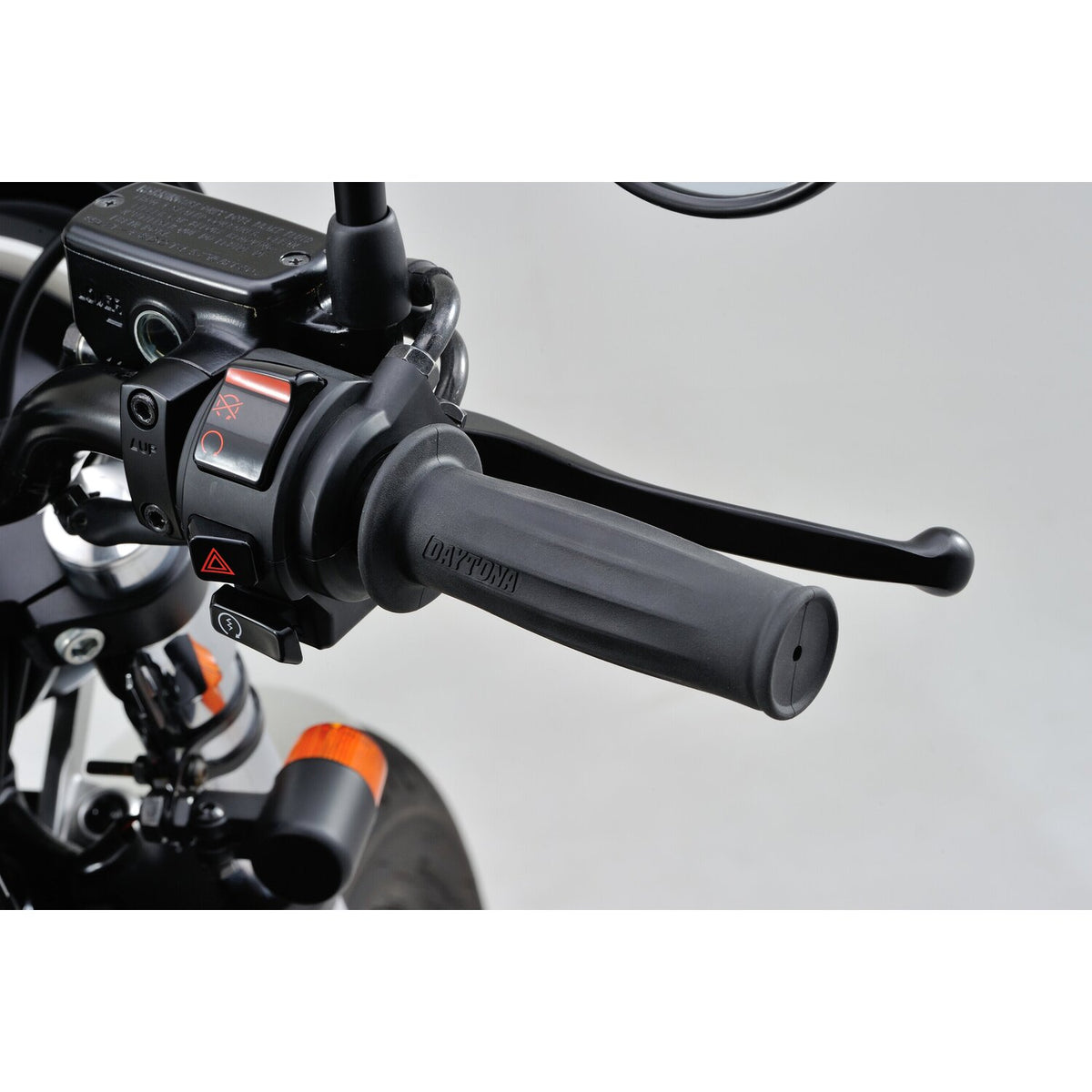 Daytona, 1" Grippy Grip set. WAVE. Black