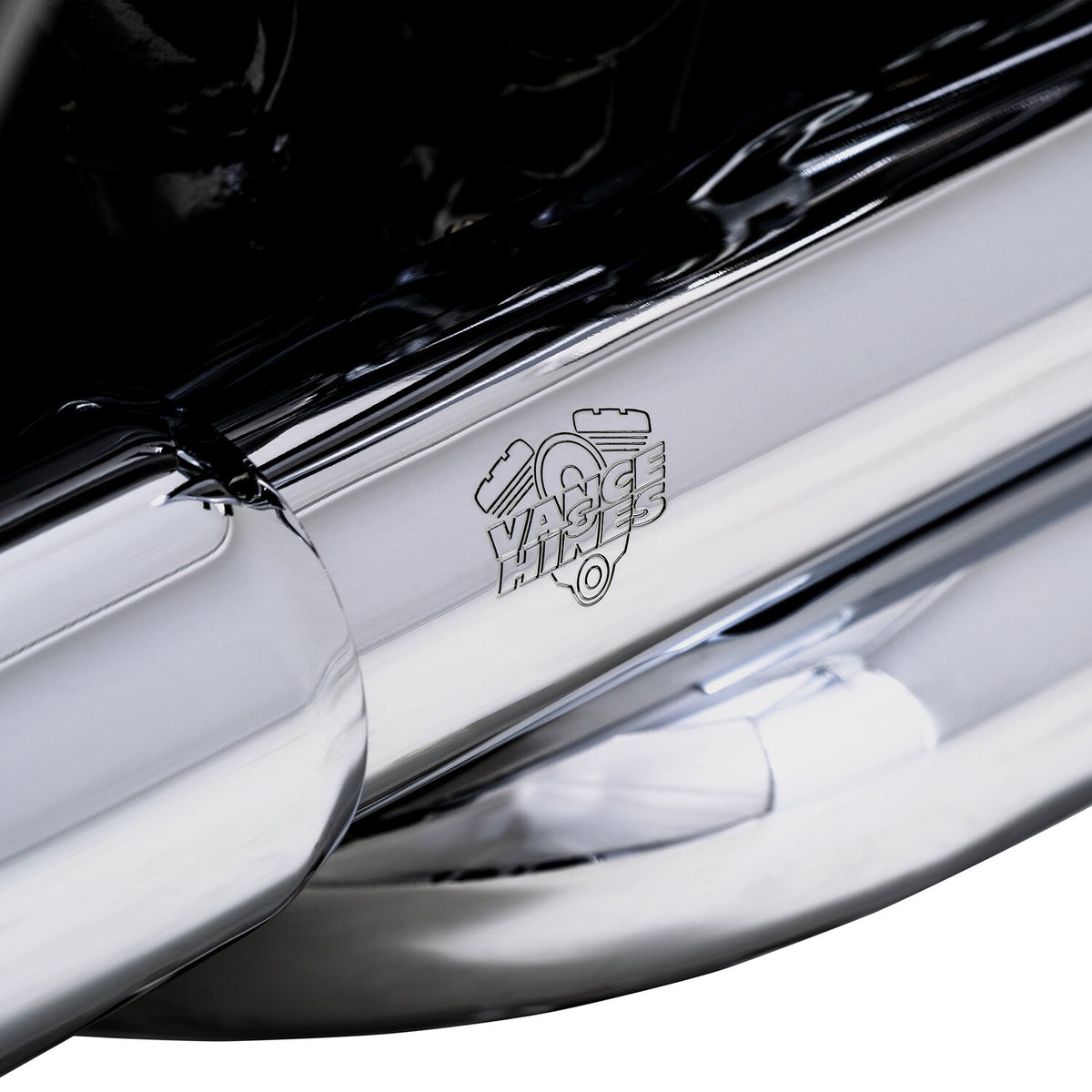 Vance & Hines, PCX dresser duals crossover headers. chrome