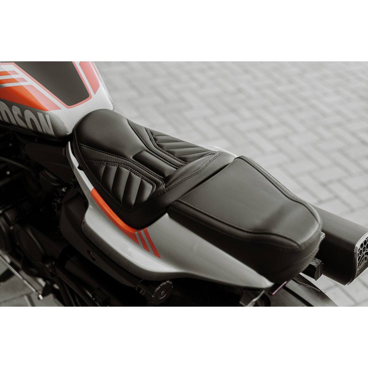 Killer Custom, Sportster S 'Predator' passenger seat