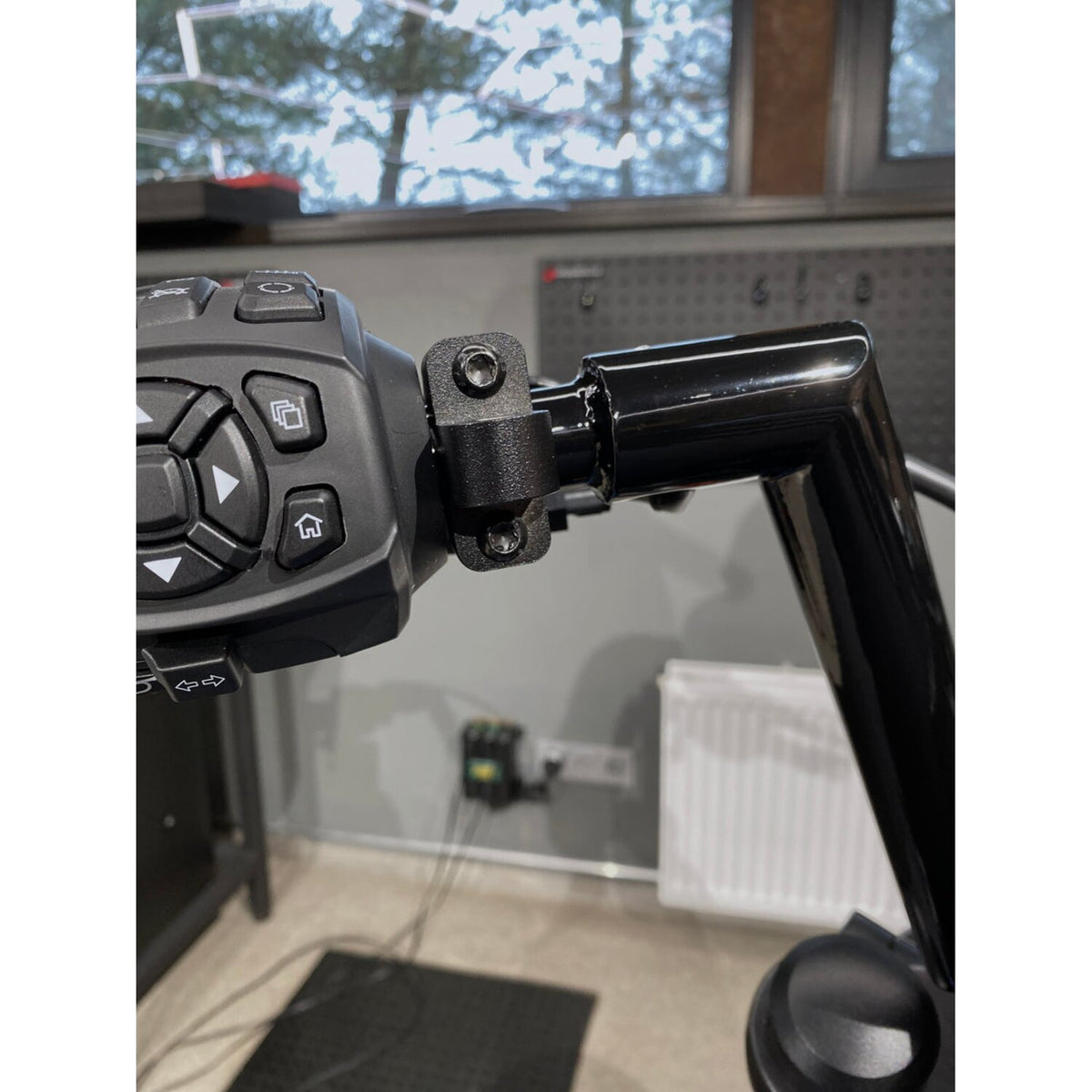 Killer Custom, RH universal mirror adapter
