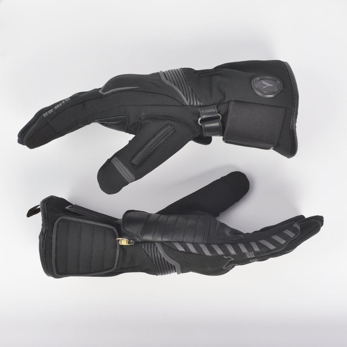 By City Touring gloves black