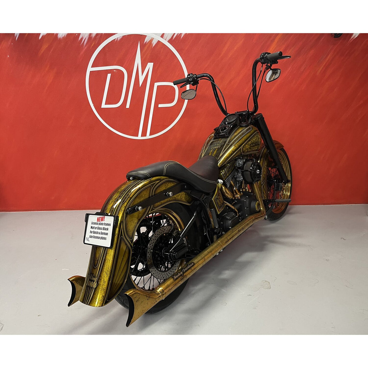 DMP, 3-1 license plate frame 3.0 NL BE. Gloss black