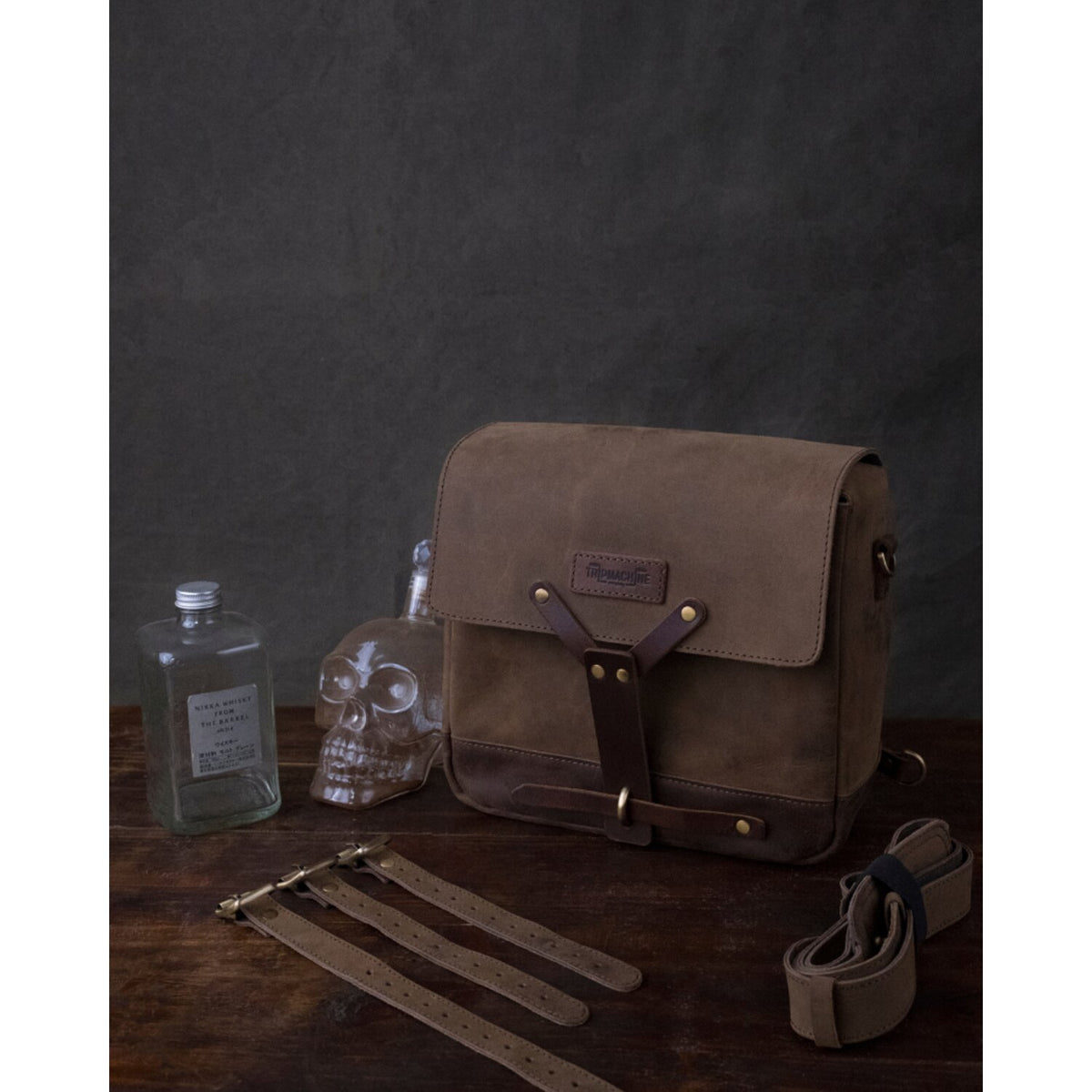 Trip Machine, Messenger bag. Tobacco brown
