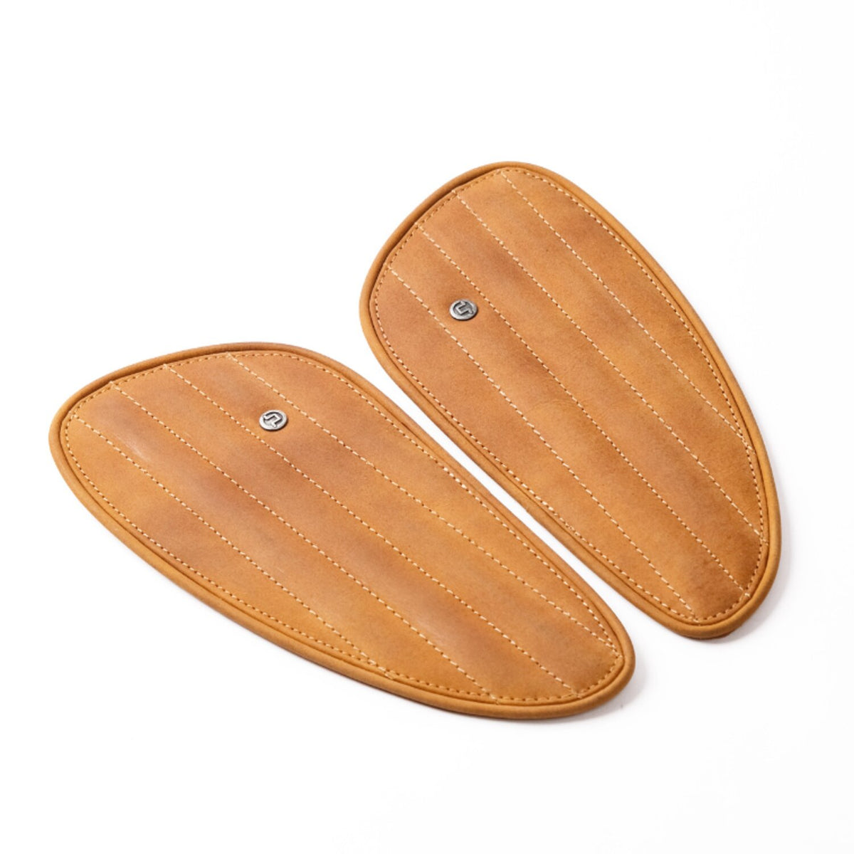 Trip Machine, Classic leather tank pad set. Tan