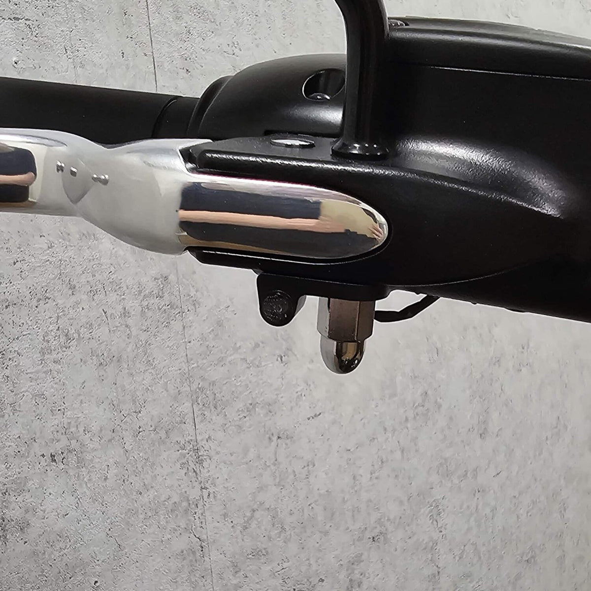 Kellermann, 'Dash A' turn signal. Left front