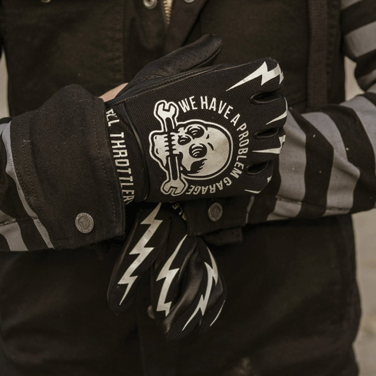 Holy Freedom Tools gloves black/white