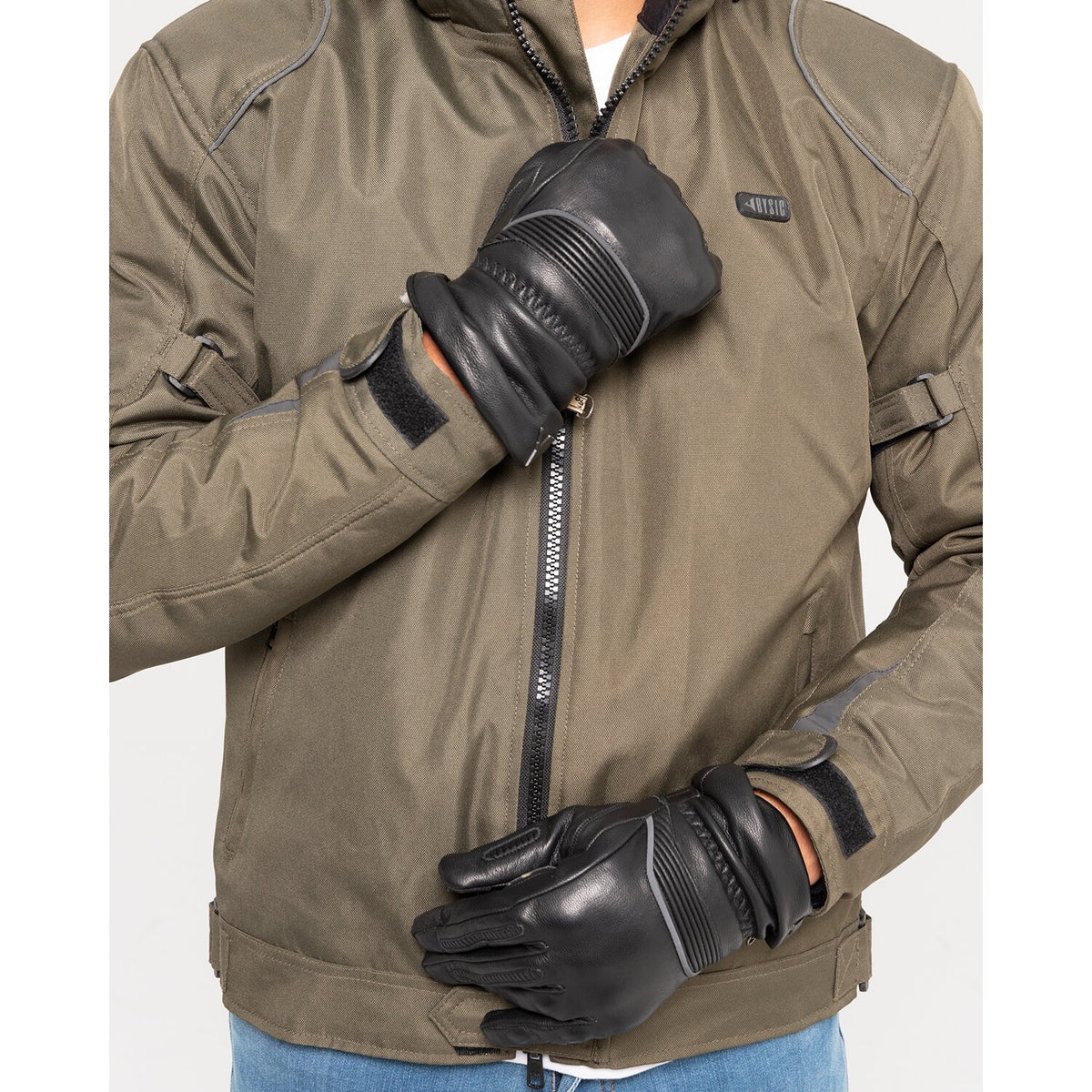 By City Lyon gloves black