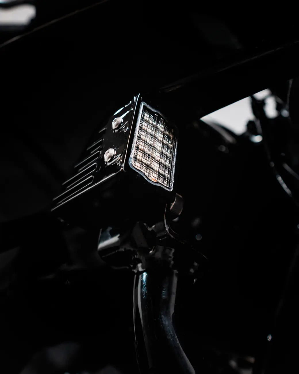 CUSTOM DYNAMICS Low Rider ST High-Performance LED Front Turn Signals CD-LRST-ECE-FTS-B — view 2