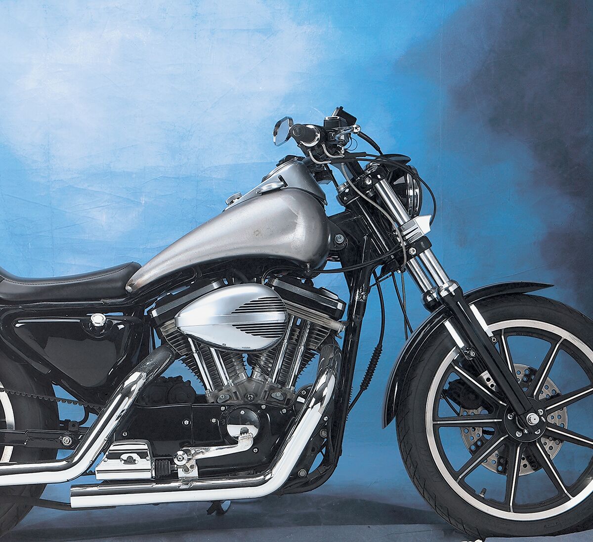 Drag Specialties Extended Dash-Style Rubber-Mount Quickbob® Tank Kit