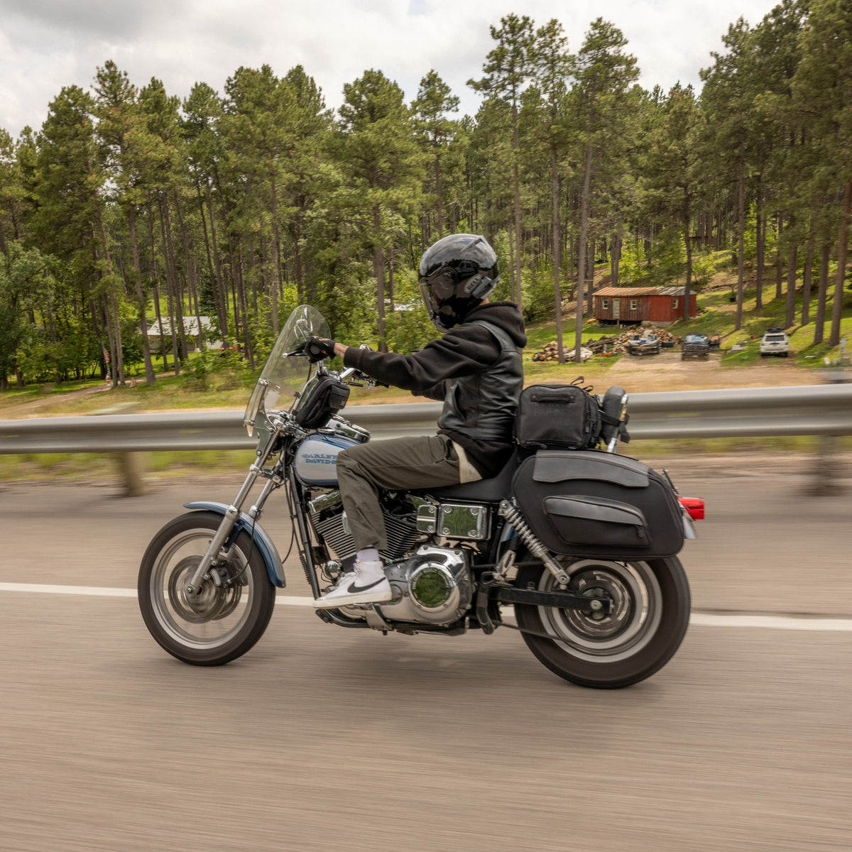 Thrashin Quick-Detach Sport Saddlebags – 40–60 Litres