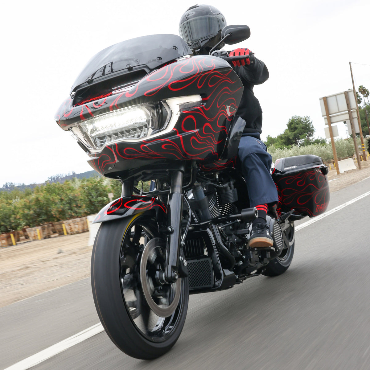 Thrashin 2024-on Road Glide Bottom Tree – Black – installation detail; other components not included