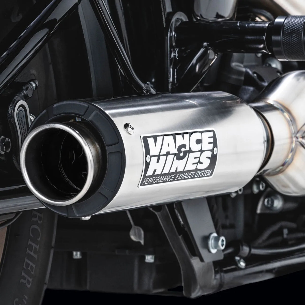 Vance & Hines 2-into-1 Supersport Exhaust System – Brushed – 27337