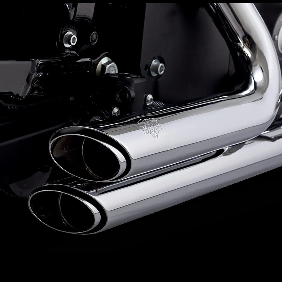 Vance & Hines Shortshots Staggered Exhaust System – Chrome – 17222