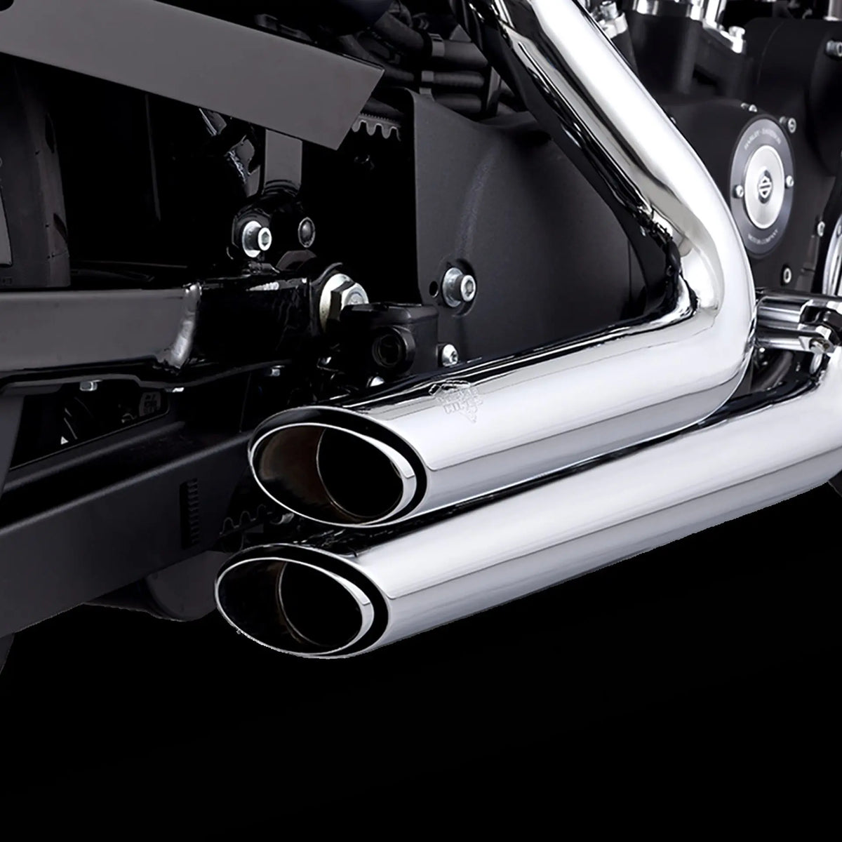 Vance & Hines Shortshots Staggered Exhaust System – Chrome – 17222