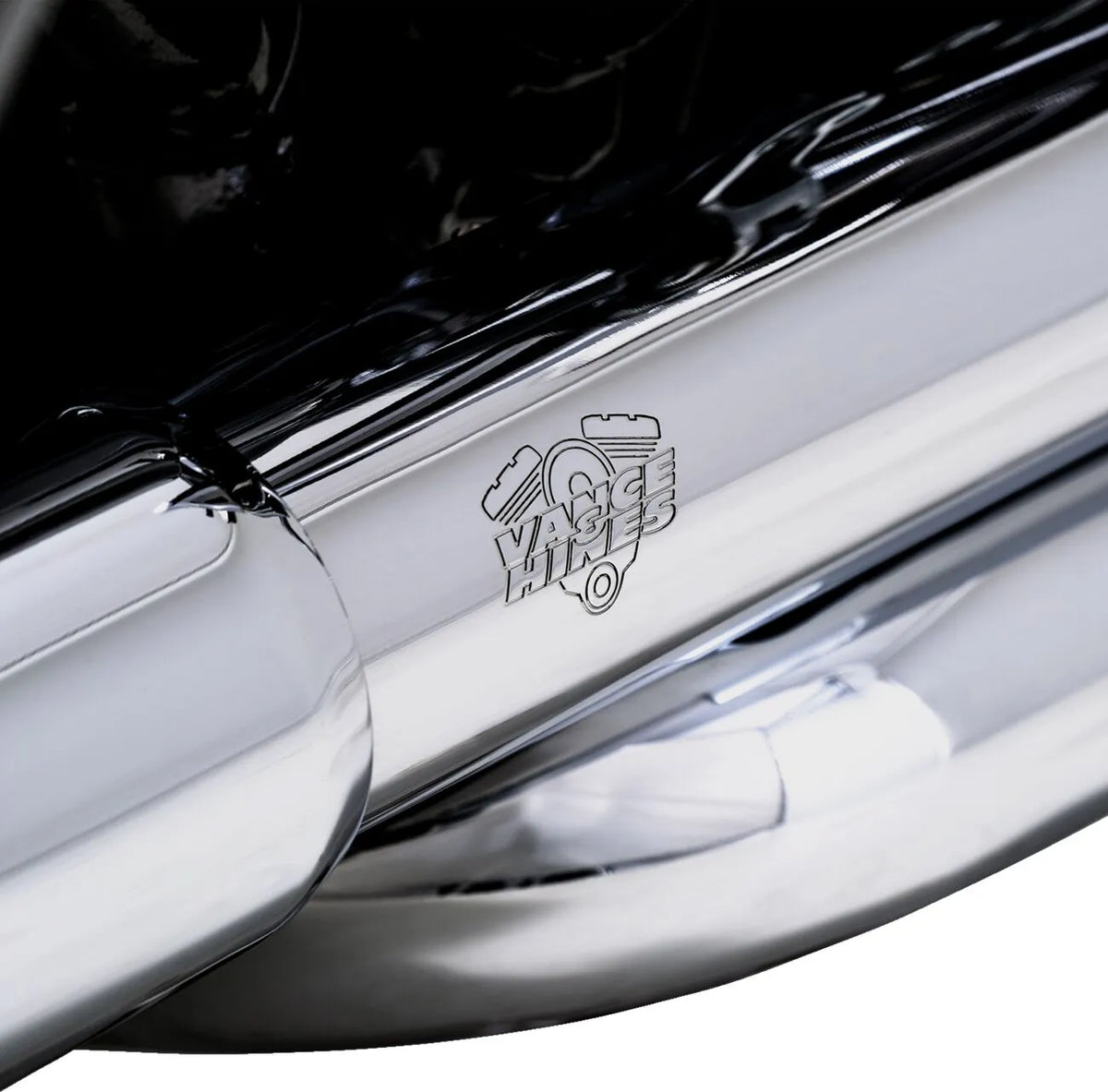 Vance & Hines Dresser Duals PCX™ Header System – Chrome, Silver – 17351