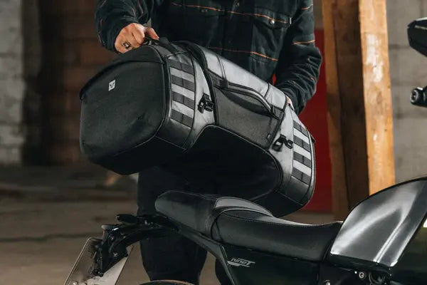 SW-MOTECH Legend Gear Tail Bag LR5 (52 Liters) — BC.HTA.00.405.20000