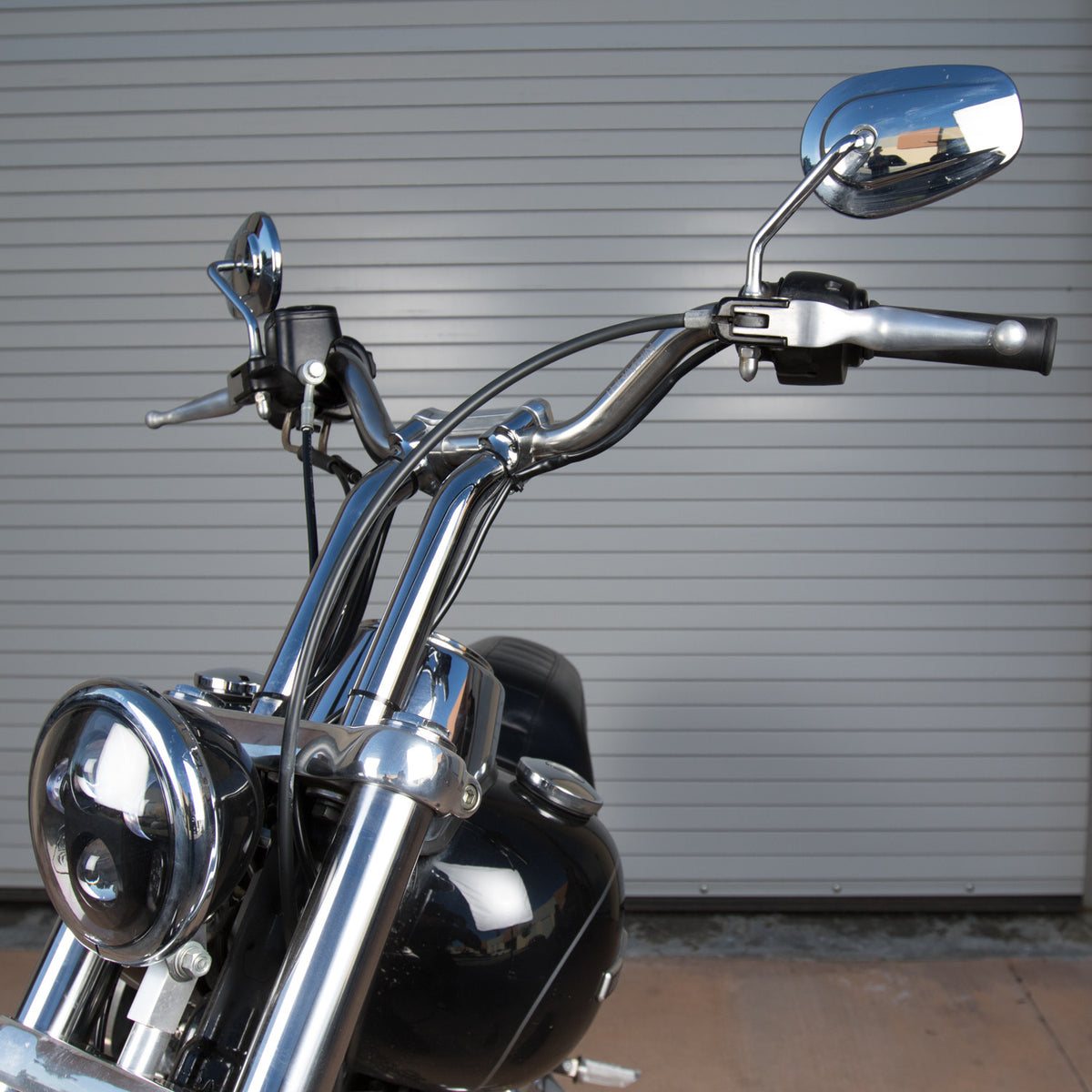 Thrashin Mid Bend black handlebar installation view; other parts not included