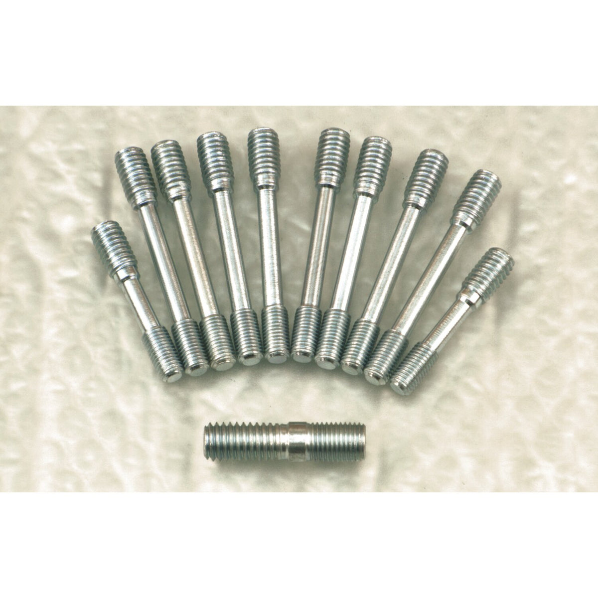 Rocker box stud kit for 1 cylinder head. Zinc
