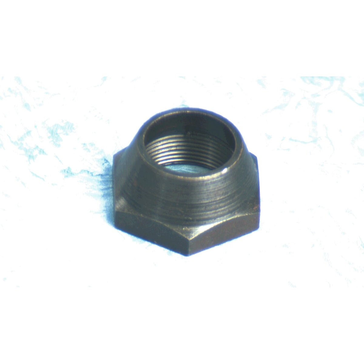 Nut, clutch hub