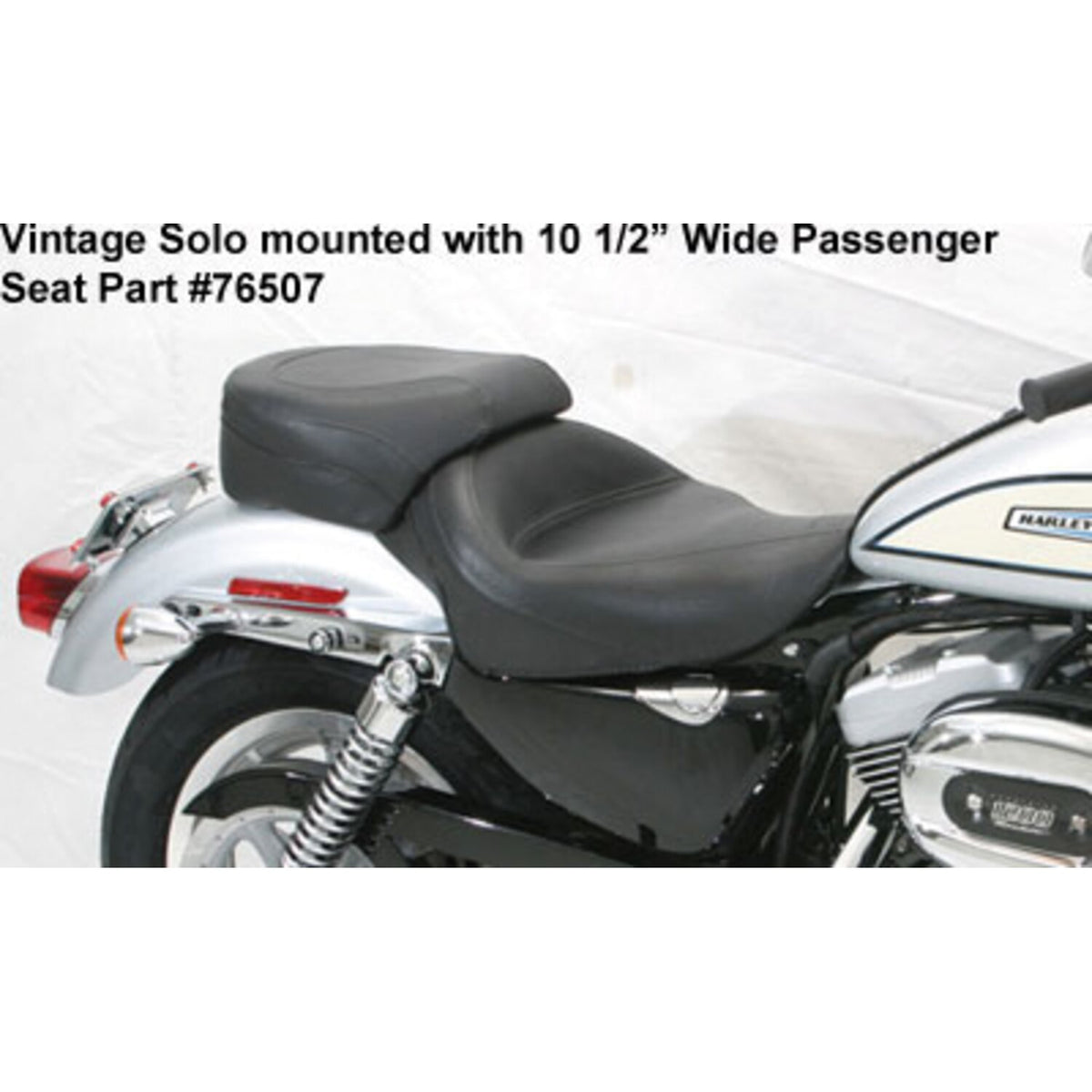 Mustang, Wide Touring solo seat