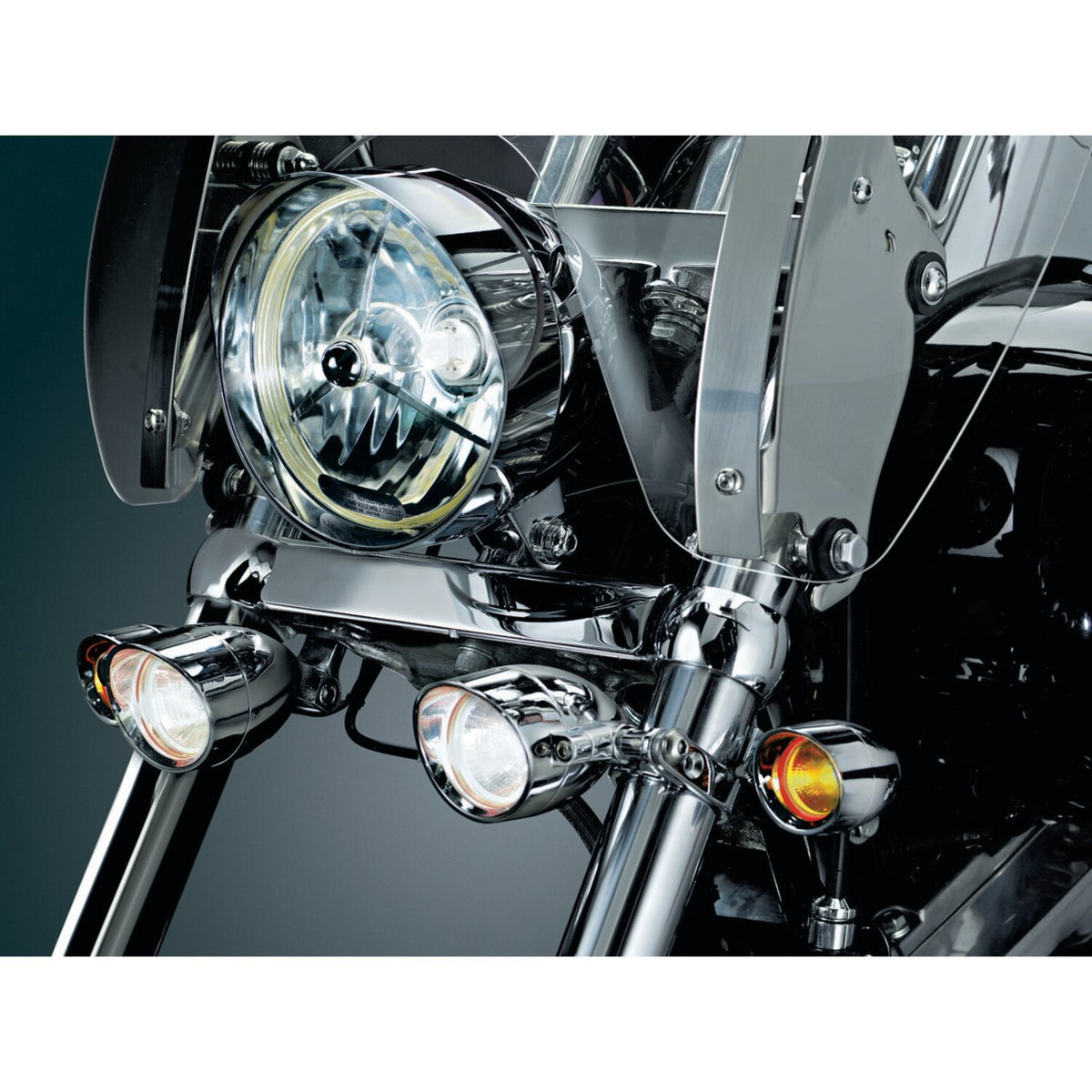 Kuryakyn, P-clamp 1-3/8 - 1-1/2". Chrome